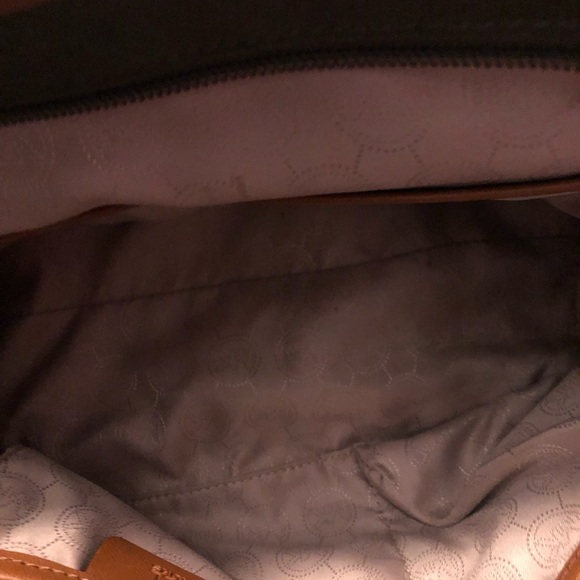 Med Michael Kors NWOT - Picture 7 of 11